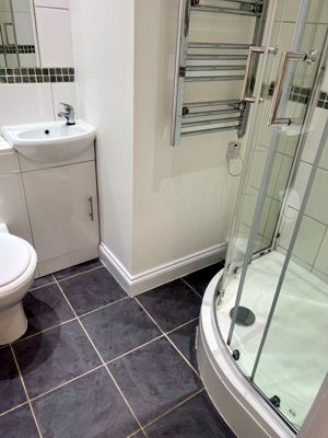 Photo 1- click for photo gallery